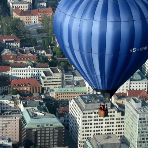 Let balonom iznad Ljubljane