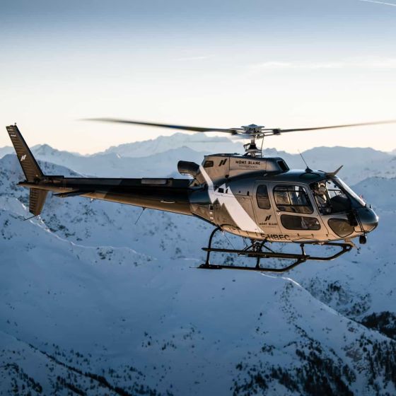 Hubschrauberflug für 5 Personen in Lesce