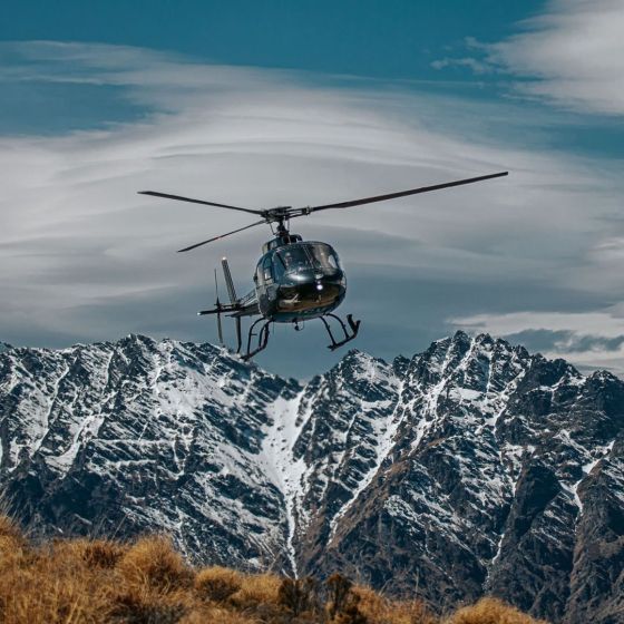 Hubschrauberflug für 5 Personen in Lesce