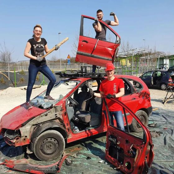 Auto zertrümmern in Maribor